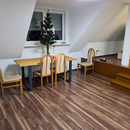 Kraichgau # 3-zkb Mit 100qm Voll Ausgestattet Im Dg, Monteurzimmer, Self-check-in Ittlingen