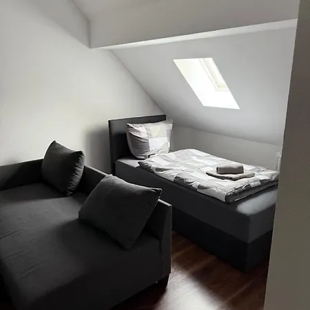 Apartmán Kraichgau # 3-zkb Mit 100qm Voll Ausgestattet Im Dg, Monteurzimmer, Self-check-in Ittlingen