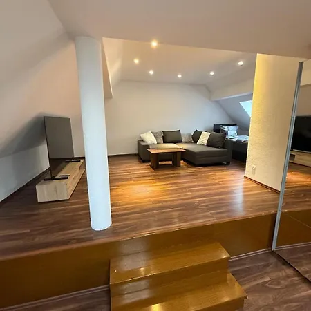 Apartment Kraichgau # 3-zkb Mit 100qm Voll Ausgestattet Im Dg, Monteurzimmer, Self-check-in